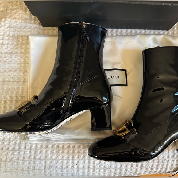 Authentic Gucci Ankle boots - Picture 4 of 11